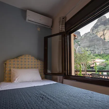 The House Under The Rocks Of Meteora 1 Apartment *